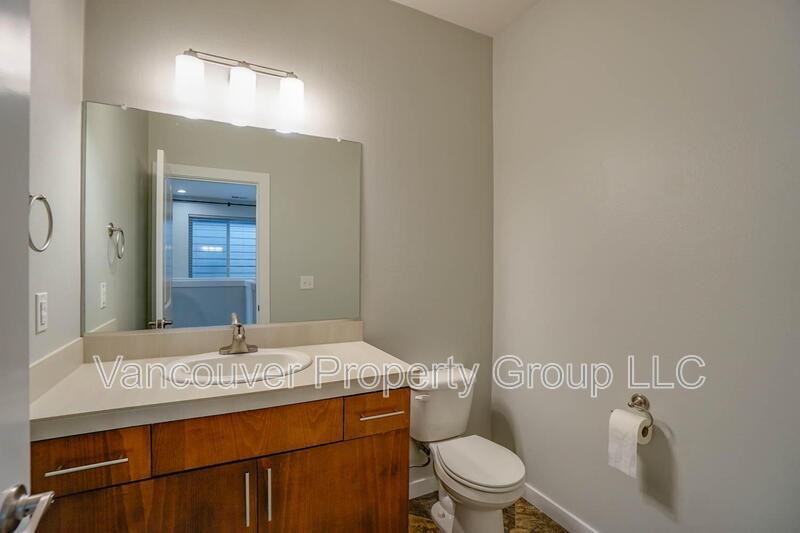 13010 Ne 24th Cir - Photo 4 of 29