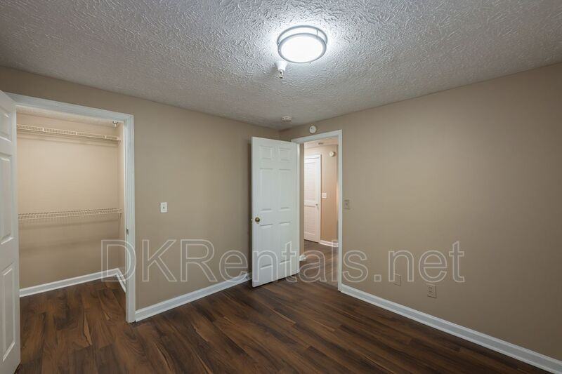 360 Lee Trl - Photo 6 of 11