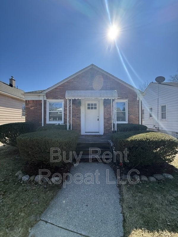 630 Jewell St - Photo 3 of 19