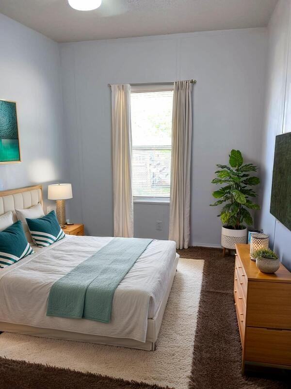 3230 S Loopeast , - Photo 4 of 8