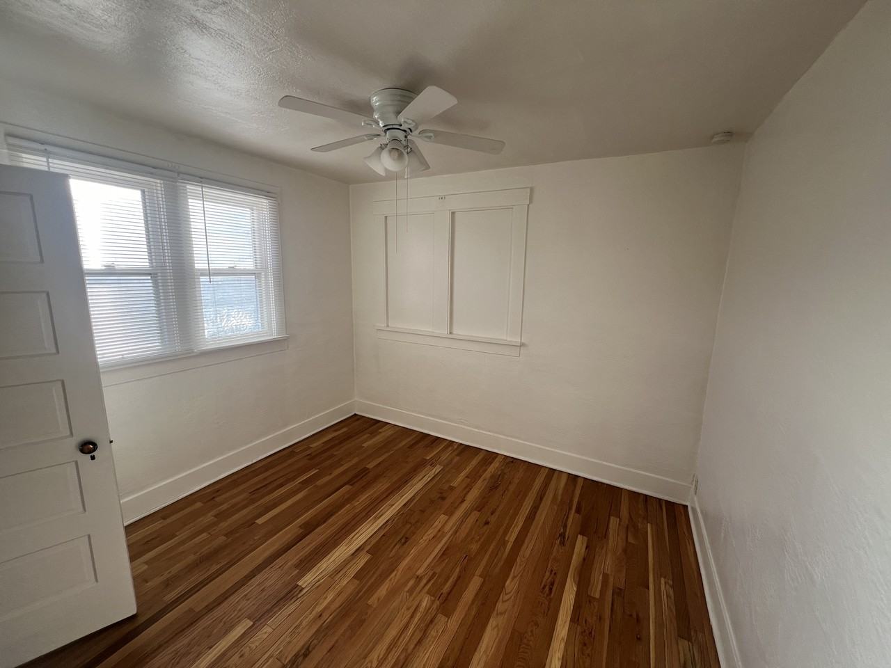 2121 Coal Pl Se - Photo 6 of 18