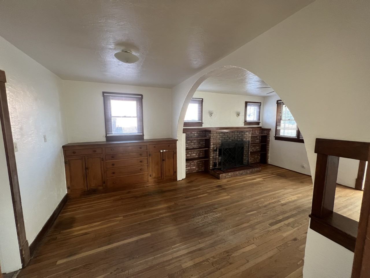 2121 Coal Pl Se - Photo 3 of 27