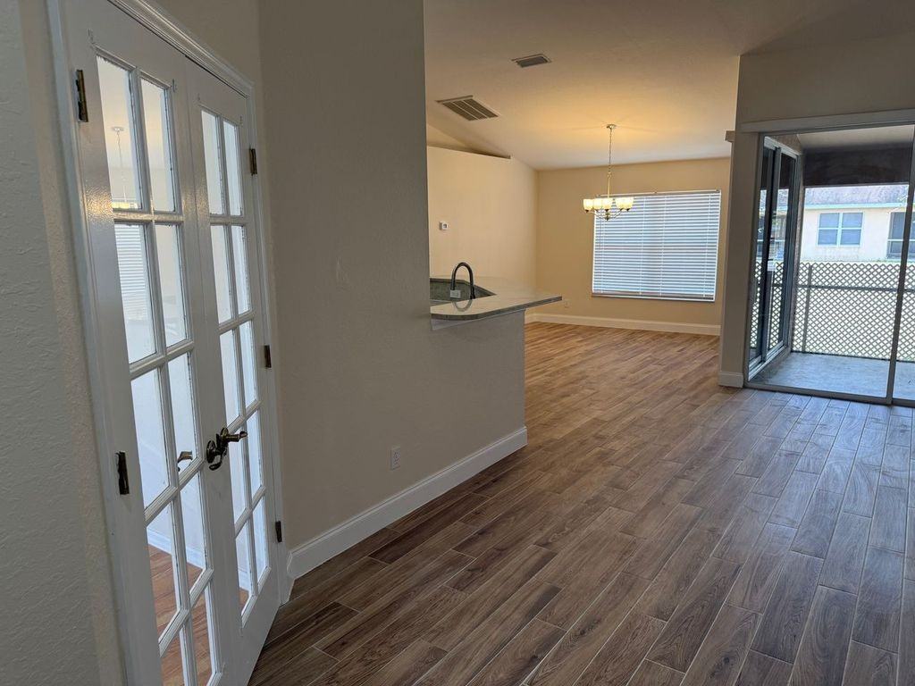 1817 Tomaso Ave - Photo 3 of 18