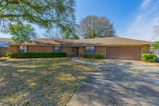 608 Manor Ct Nw - Photo 1 of 1