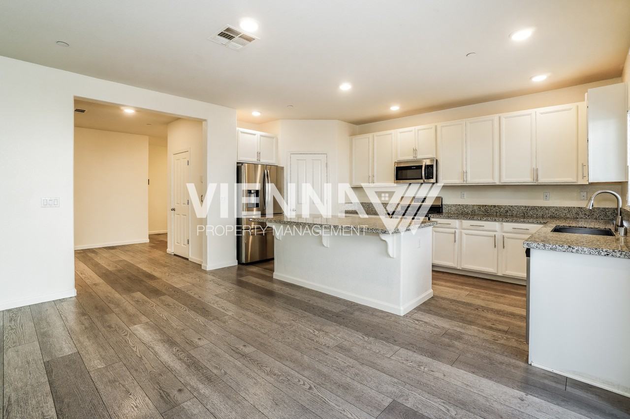 3024 Welton Cir - Photo 4 of 20