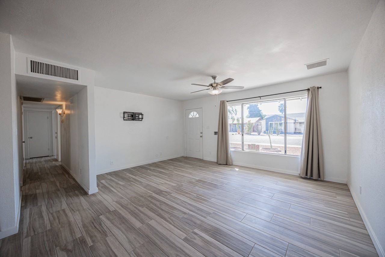 8518 E Rancho Vista Dr - Photo 6 of 24