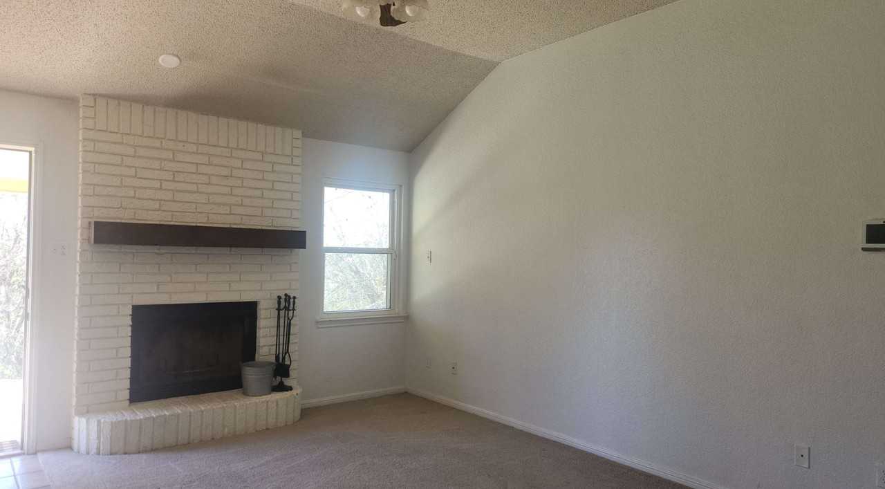 624 Atkinson Ave - Photo 2 of 11