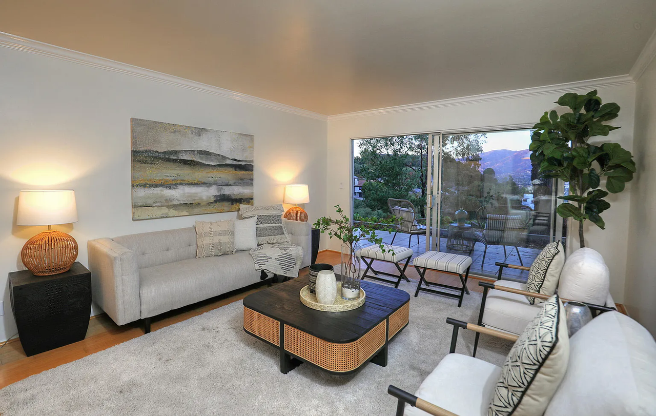 1078 Miramonte Dr - Photo 7 of 9