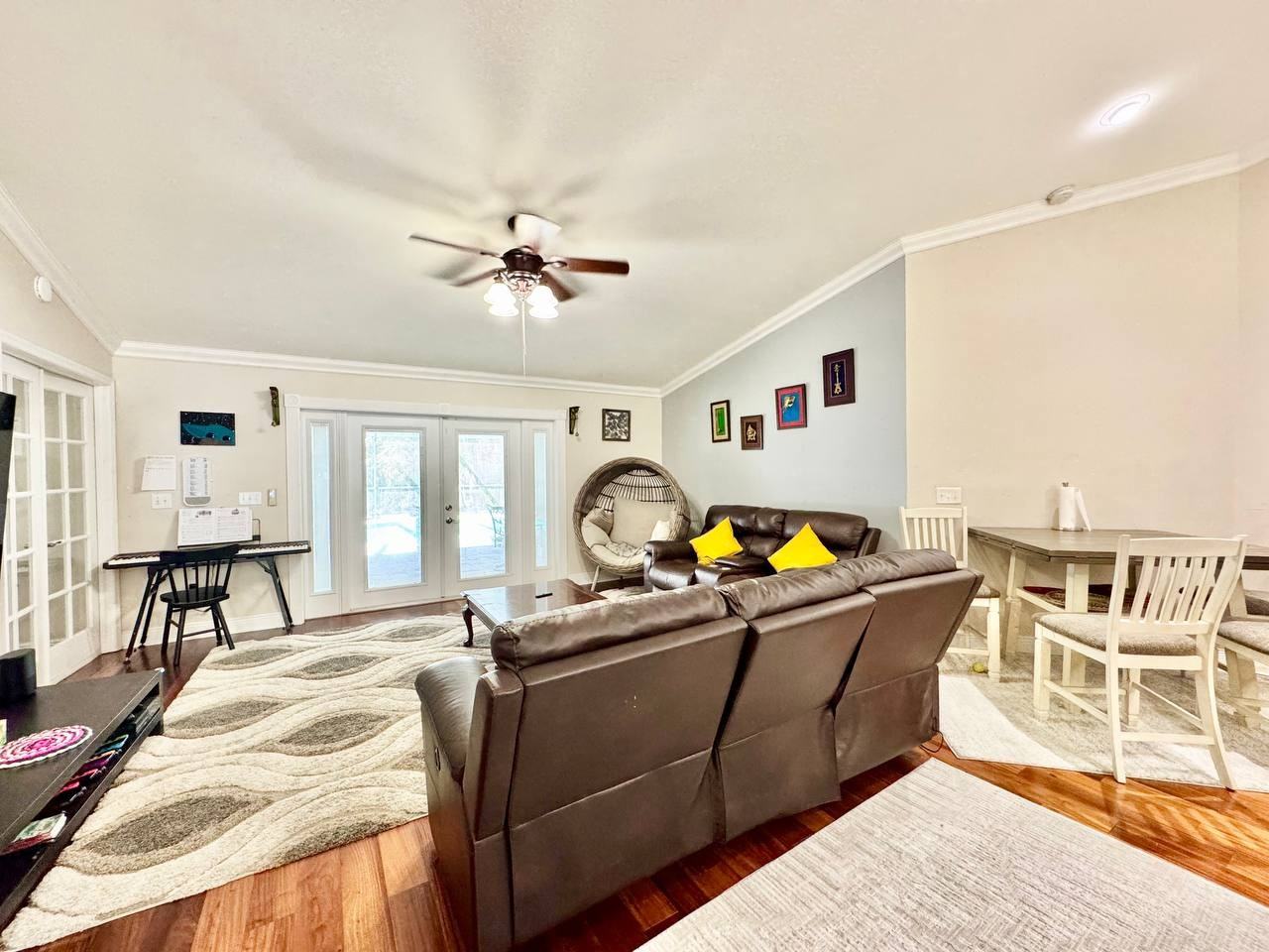 13035 Royal George Ave - Photo 7 of 50