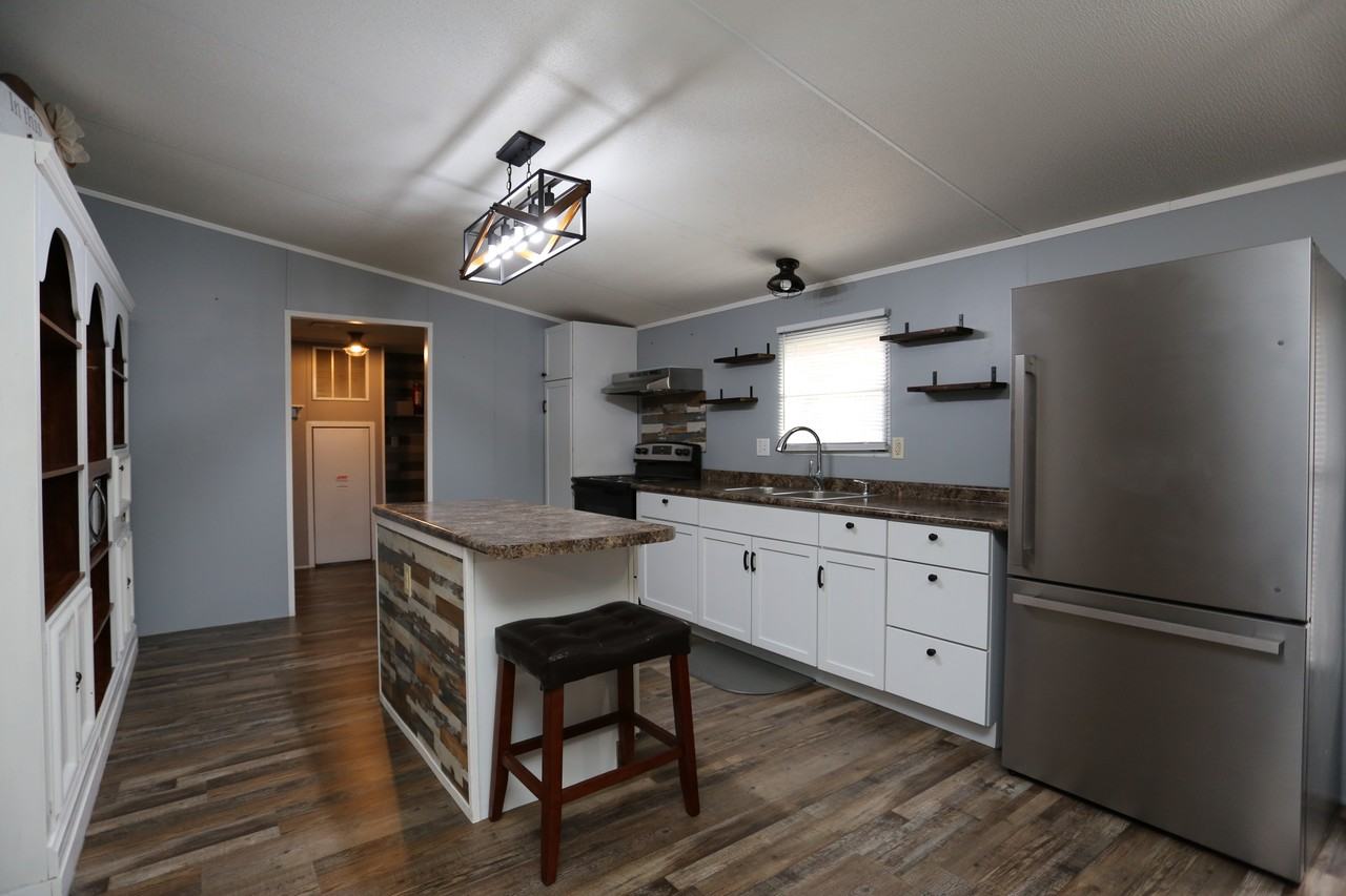 30410 Salem Church Rd - Photo 5 of 17