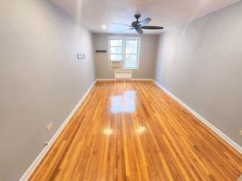 featured image of 2102 Holland Ave #2H