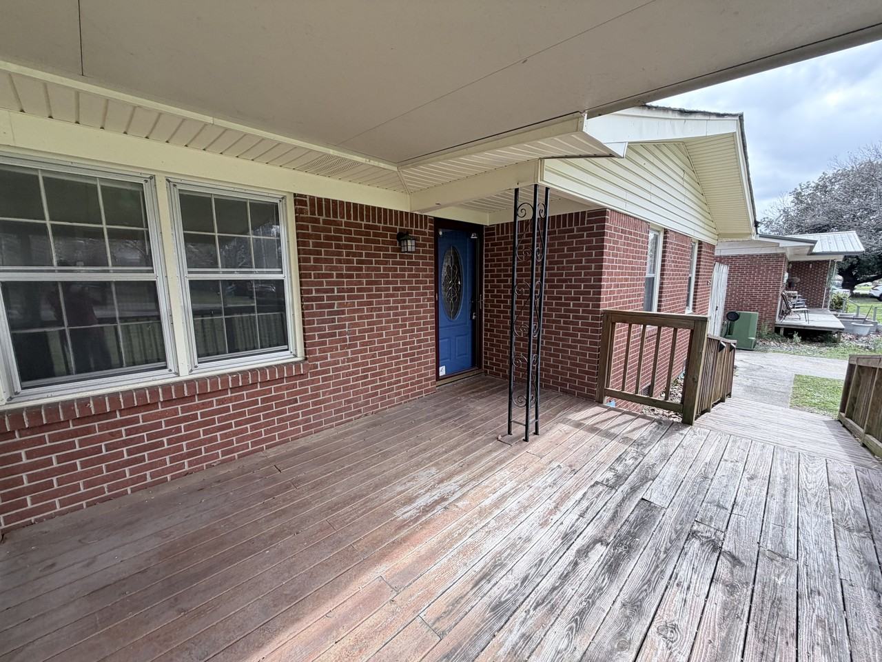 2120 E Arbor Dr Nw - Photo 3 of 28