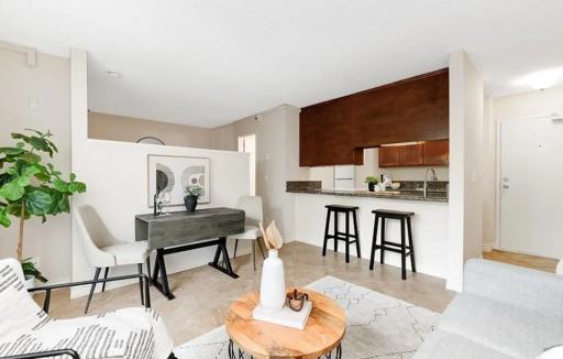 7508 Parkway Dr #102 - Photo 6 of 11