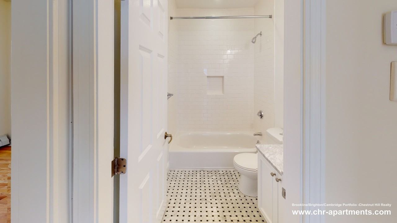 68 Langdon St #12 - Photo 3 of 9