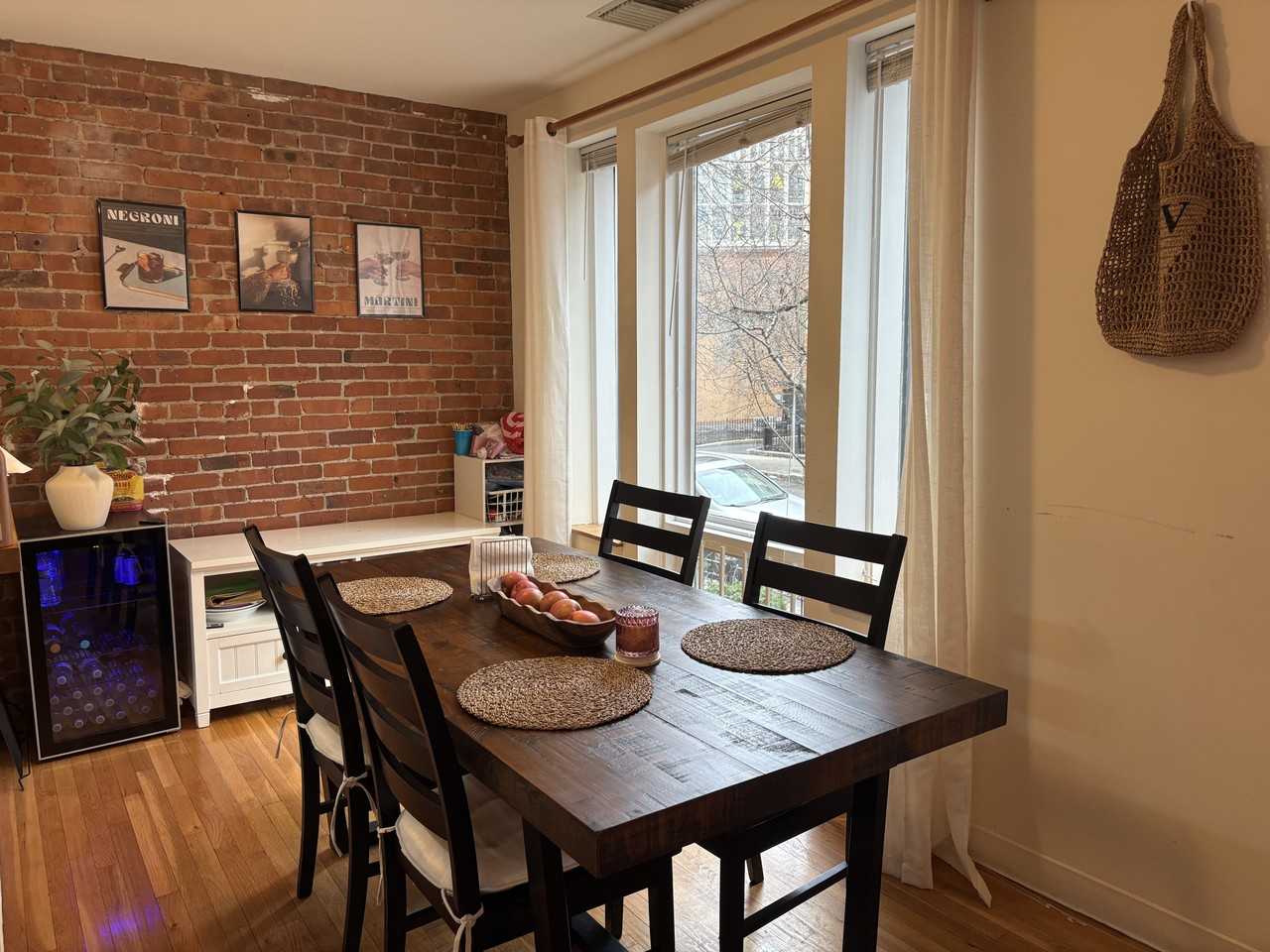 90 Gainsborough St #103 - Photo 4 of 26