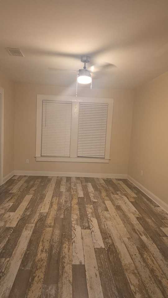 711 Marine St - Photo 7 of 19