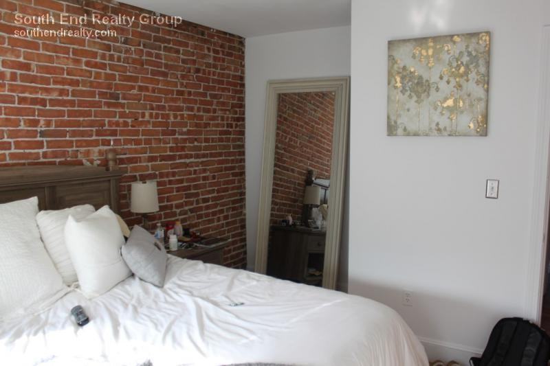 124 W Concord St #3 - Photo 7 of 22