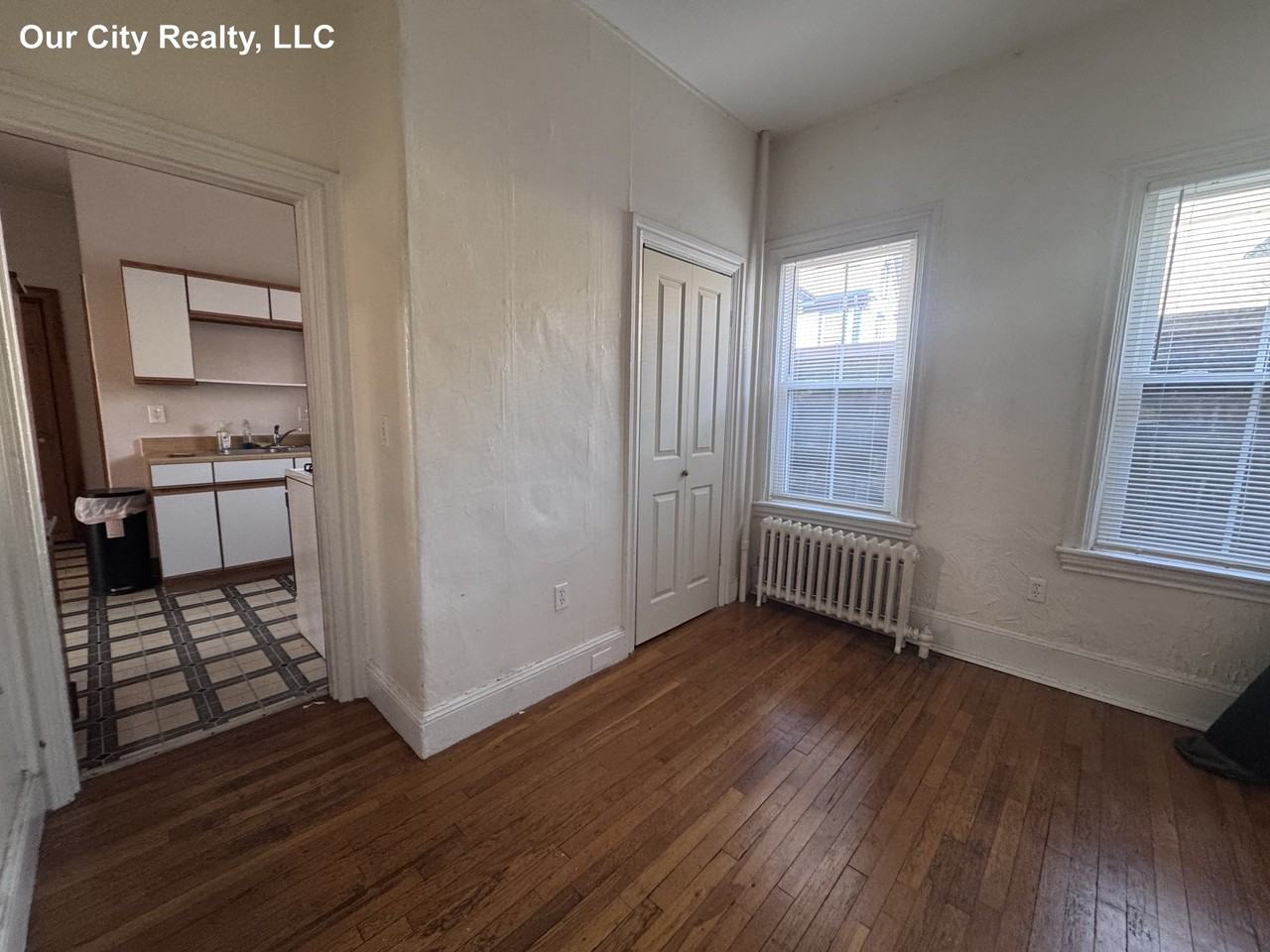 1 Walker Ct #1 - Photo 3 of 12