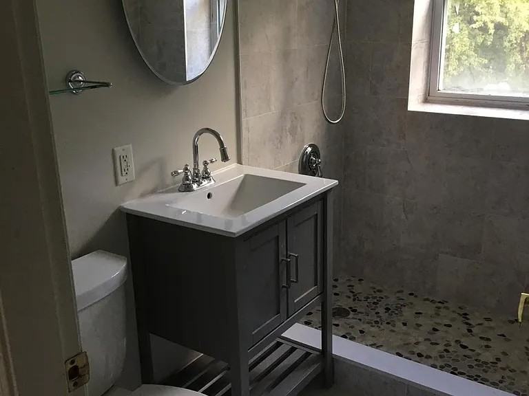 152 Newton St #6 - Photo 5 of 11