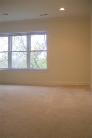 152 Newton St #6 - Photo 6 of 11