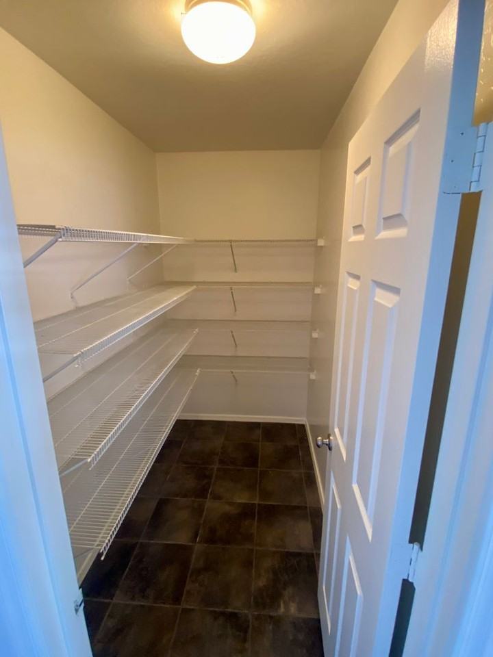 12537 W Redfield Rd - Photo 6 of 34