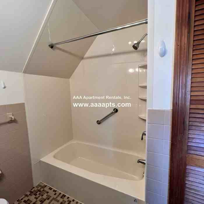 Newhall St #3 - Photo 3 of 13