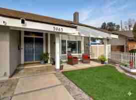 featured image of 5965 Rexford Ave