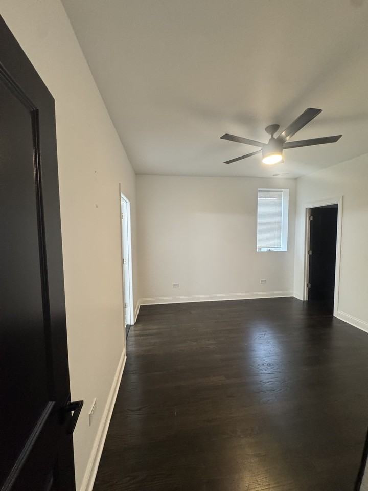 649 E Groveland Park #1 - Photo 3 of 5