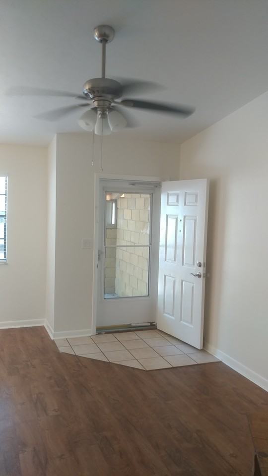 6912 Sw 45th Ave #NA - Photo 3 of 27