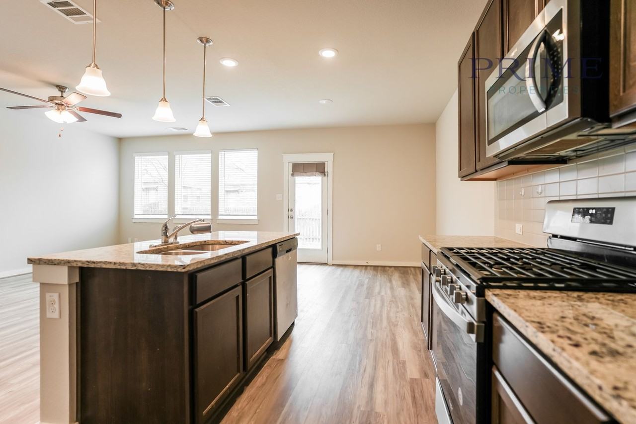 602 Skiff Moth Dr Unit C - Photo 7 of 17