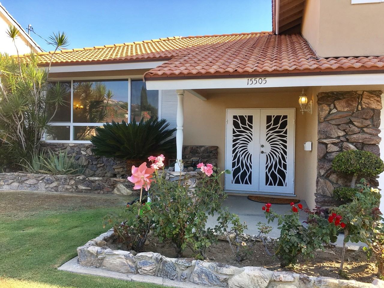 15505 Facilidad St - Photo 4 of 28