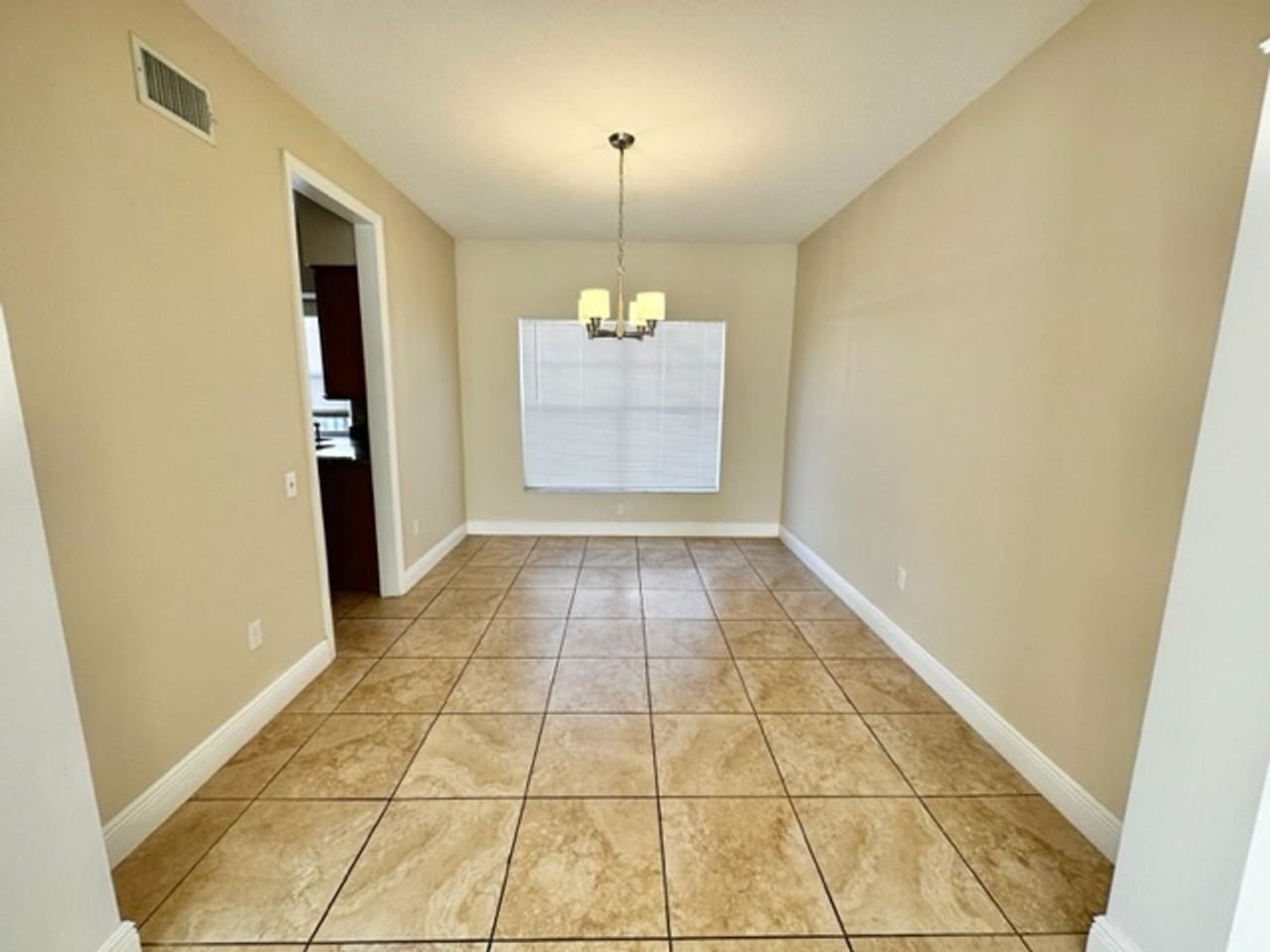 955 W Charing Cross Cir - Photo 6 of 30