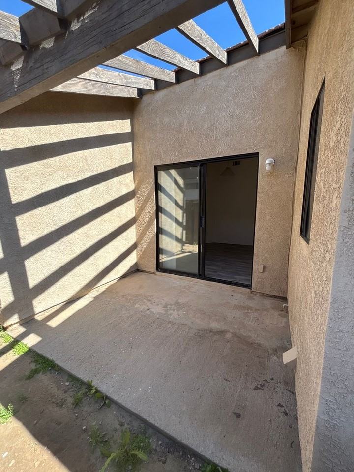 13598 Sandstone Dr - Photo 4 of 15