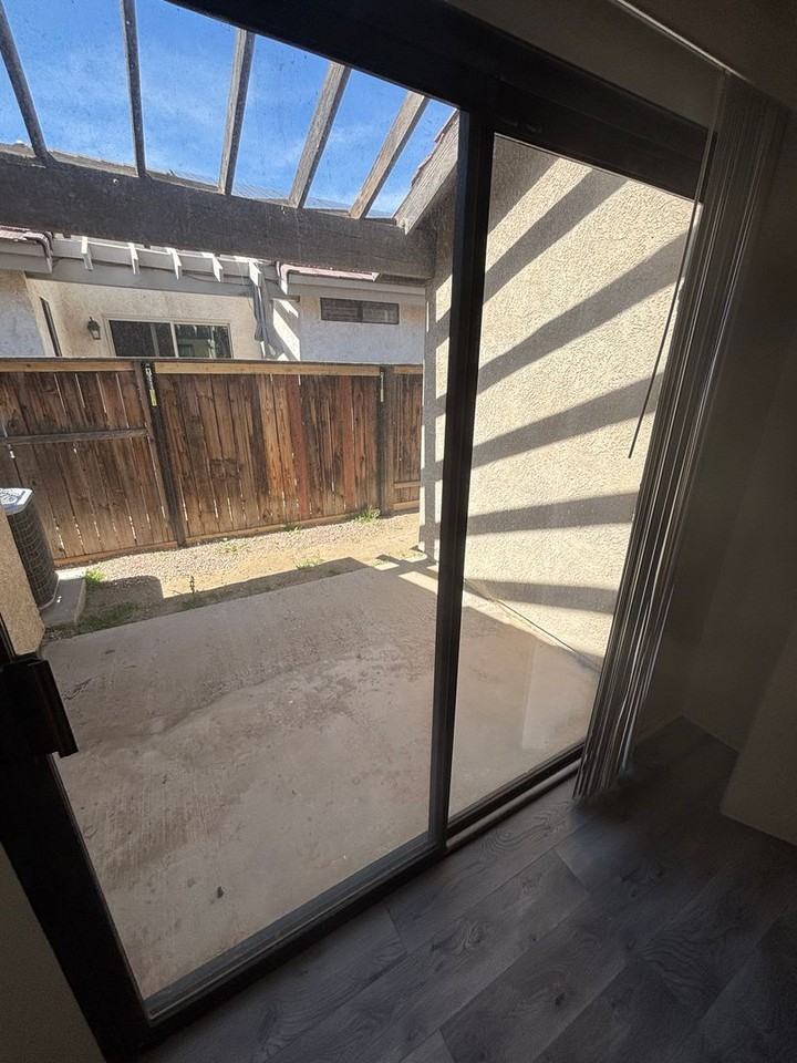 13598 Sandstone Dr - Photo 5 of 15