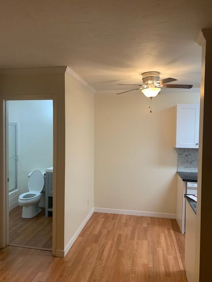 404 Boardwalk Ave #3 - Photo 3 of 4