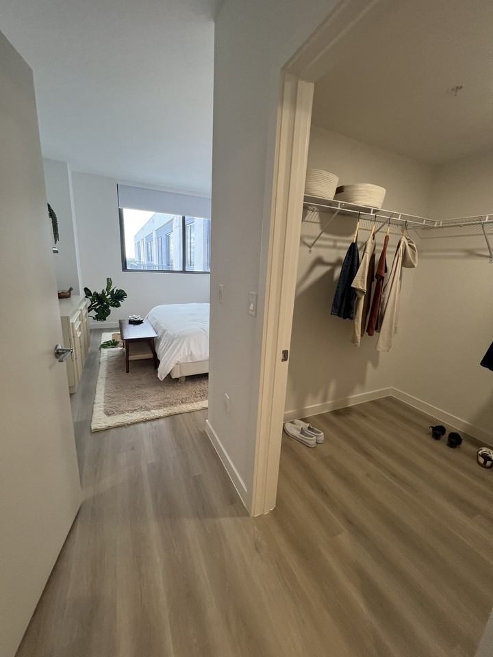 1101 E 25th St #426 - Photo 6 of 8