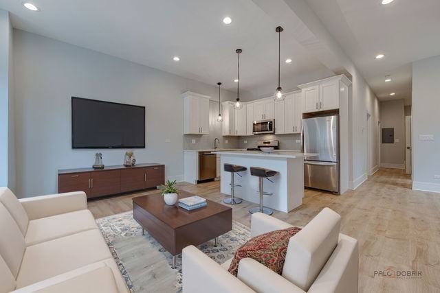 1746 N California Ave #1