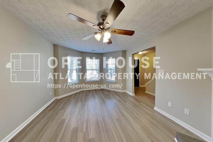 3703 Majestic Dr Sw - Photo 5 of 20