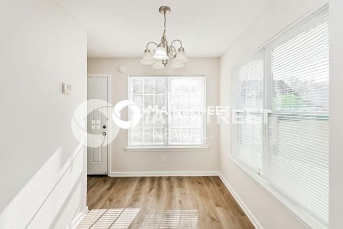 4690 Royal View Dr - Photo 7 of 17