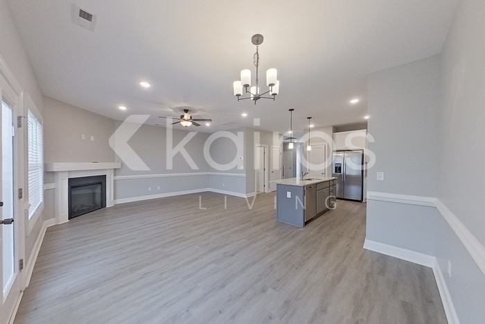 3705 Oak Leaf Way #F - Photo 5 of 23