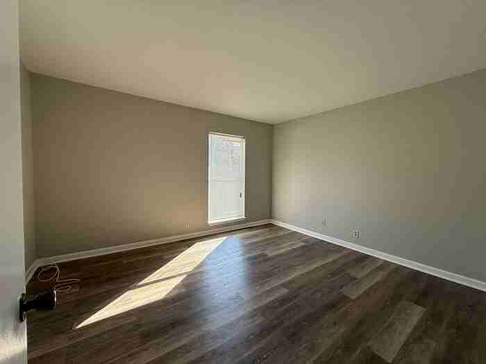 370 Wallace Rd #B17 - Photo 6 of 21