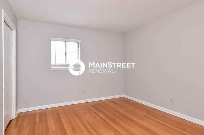 4798 Chuck Ave - Photo 7 of 18