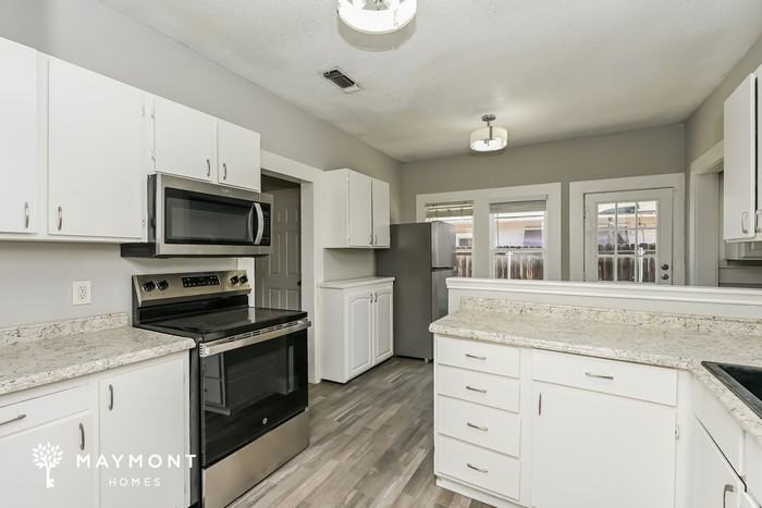 114 Scurlock Ave - Photo 6 of 15