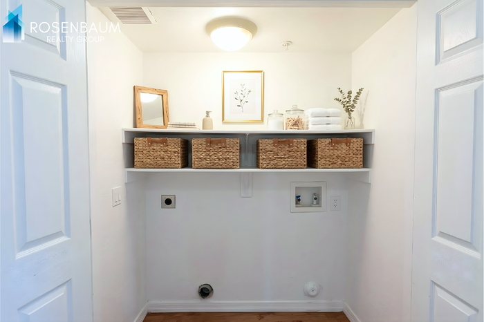 2324 W Lone Cactus Dr #11 - Photo 3 of 8