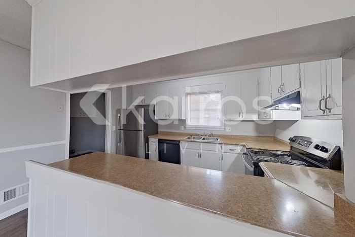 340 Carterhill Dr - Photo 7 of 21