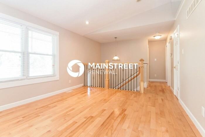 1063 Haven View Dr - Photo 3 of 15