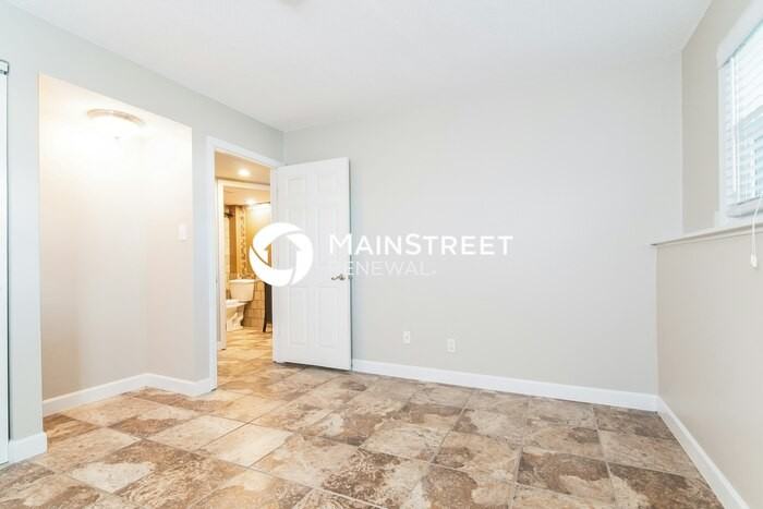 1063 Haven View Dr - Photo 6 of 15