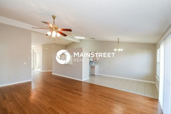 12670 Richfield Blvd - Photo 4 of 16