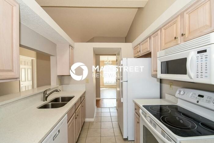 12670 Richfield Blvd - Photo 7 of 16