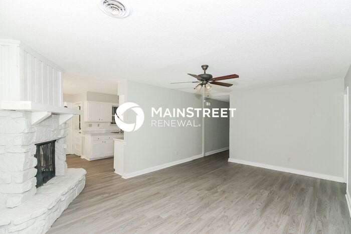 3552 Kirby Terrace Dr - Photo 5 of 16